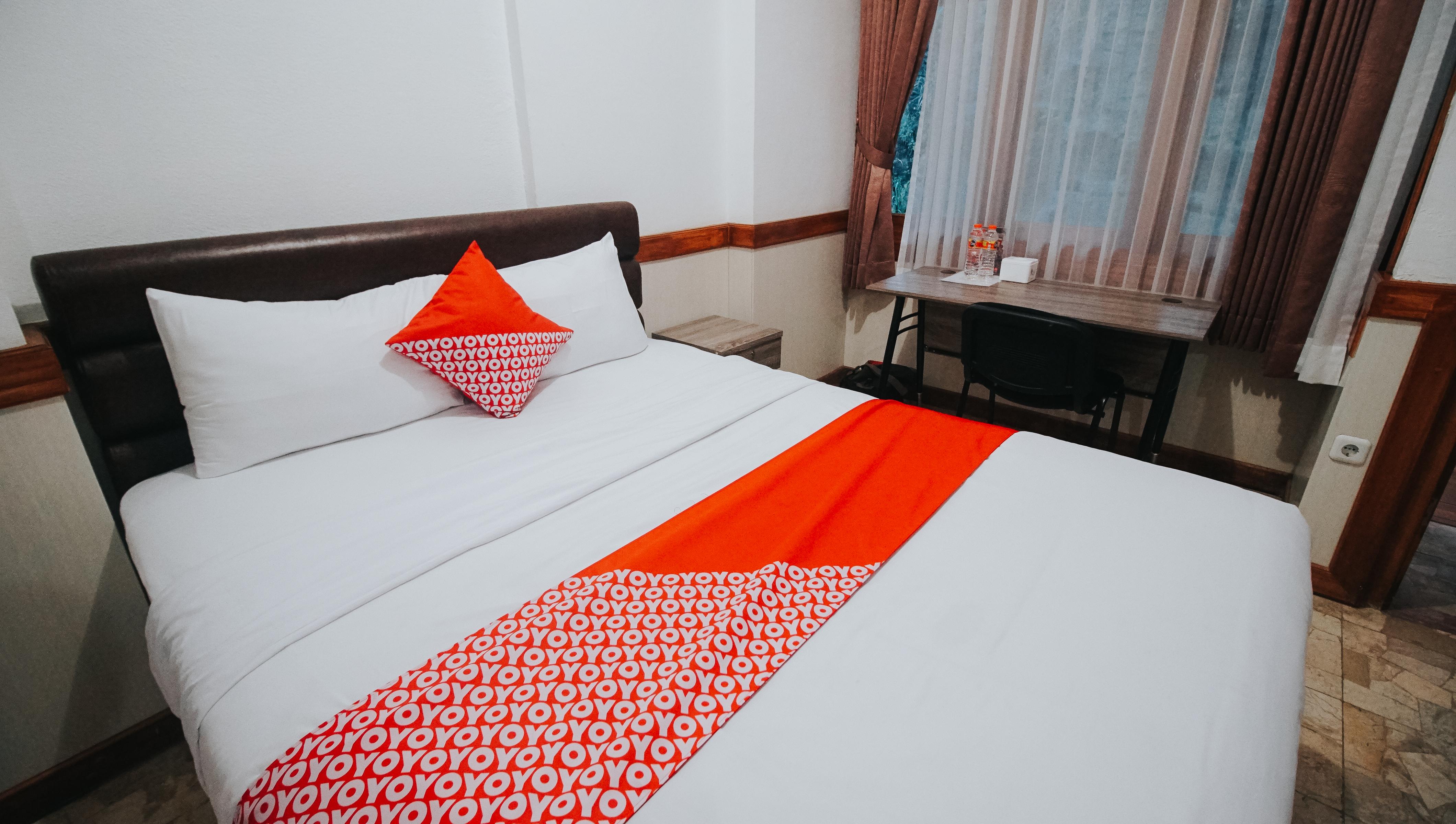 Oyo 1209 Tirtasari Nice Guesthouse Бандунг Экстерьер фото