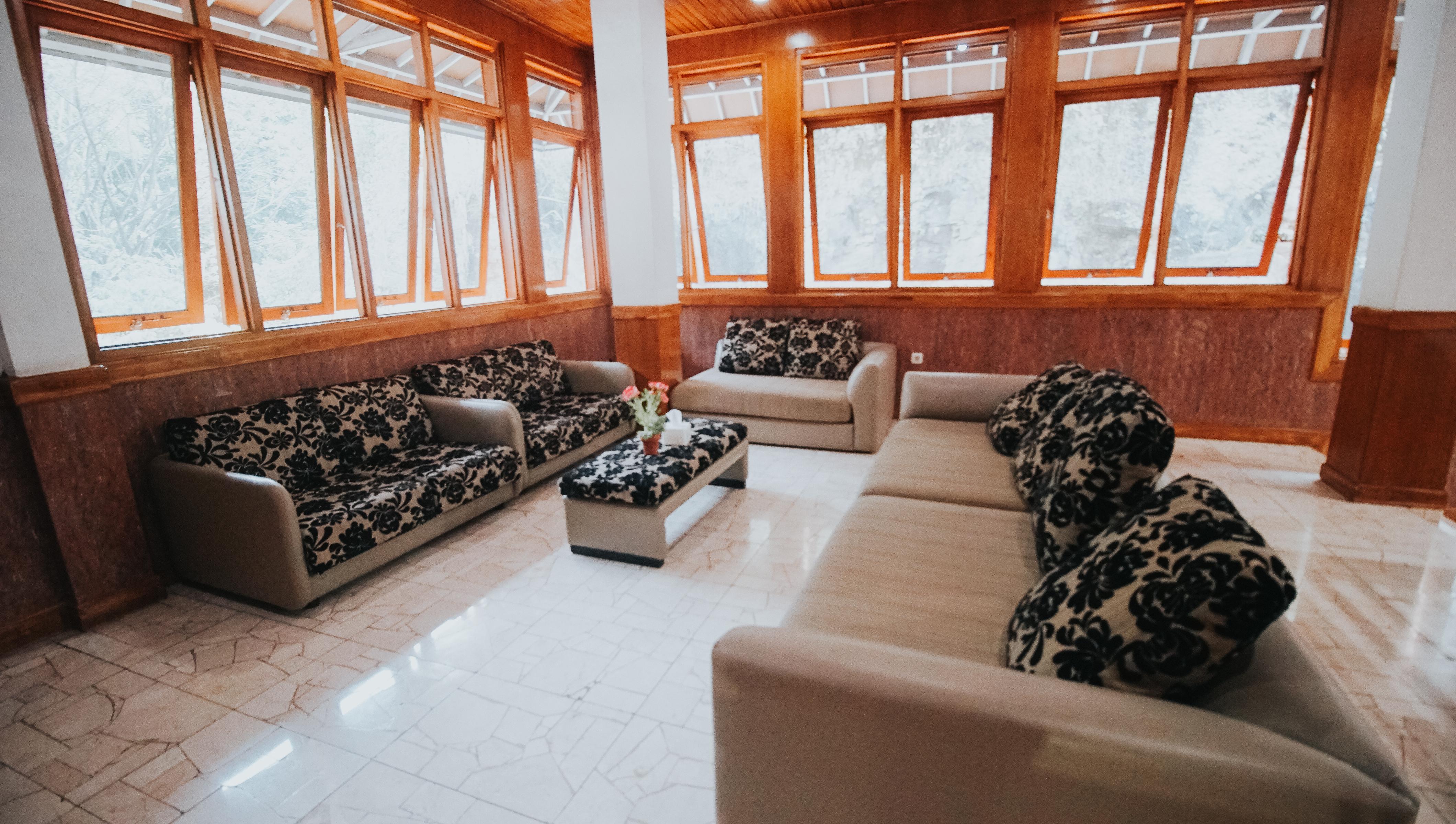 Oyo 1209 Tirtasari Nice Guesthouse Бандунг Экстерьер фото